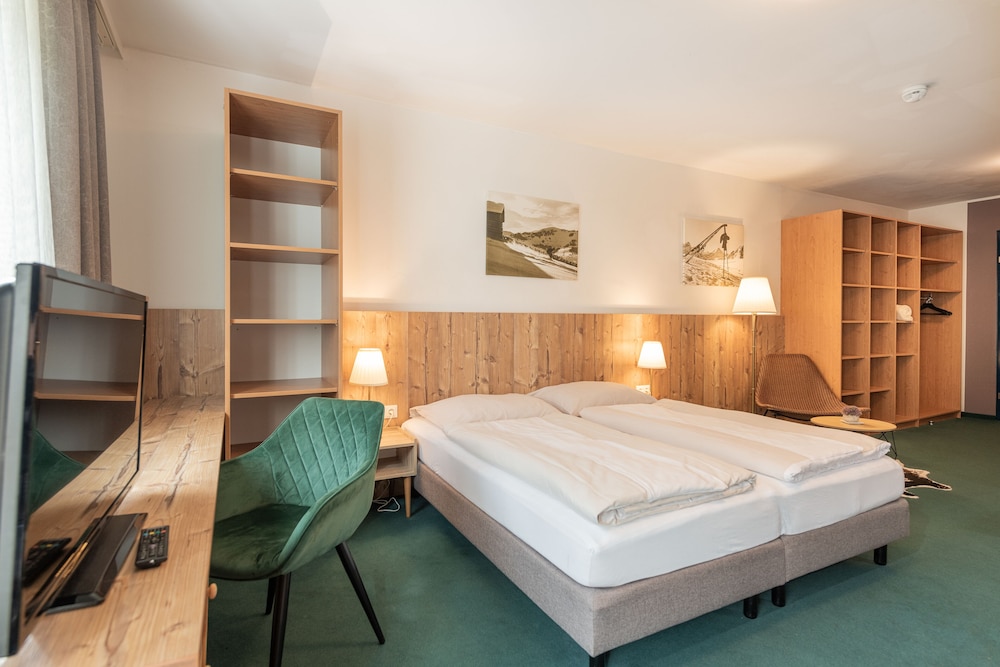 AlpenParks Hotel Matrei 10/43