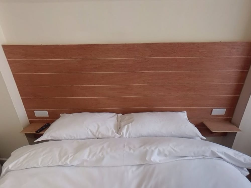 OYO Hathern Hotel 27/60