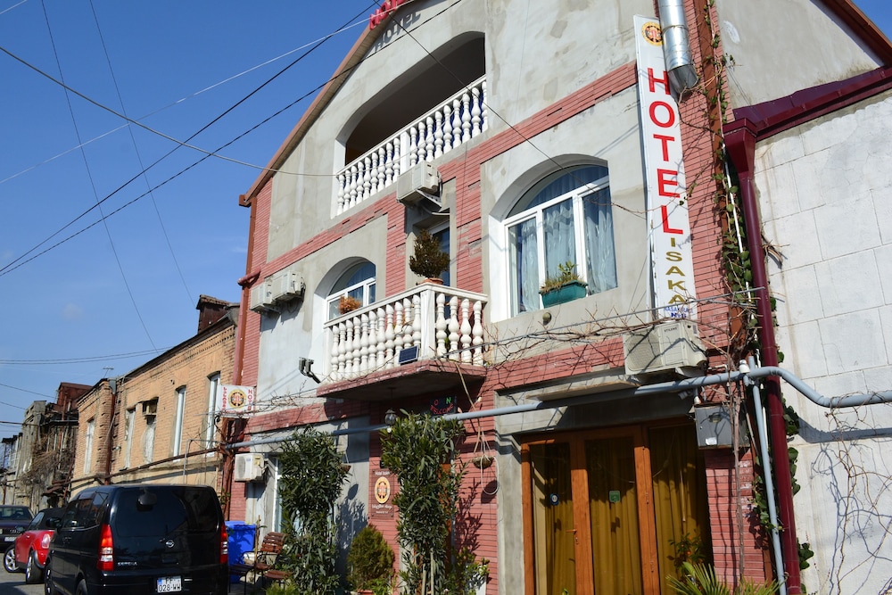 ISAKA HOTEL 5/74