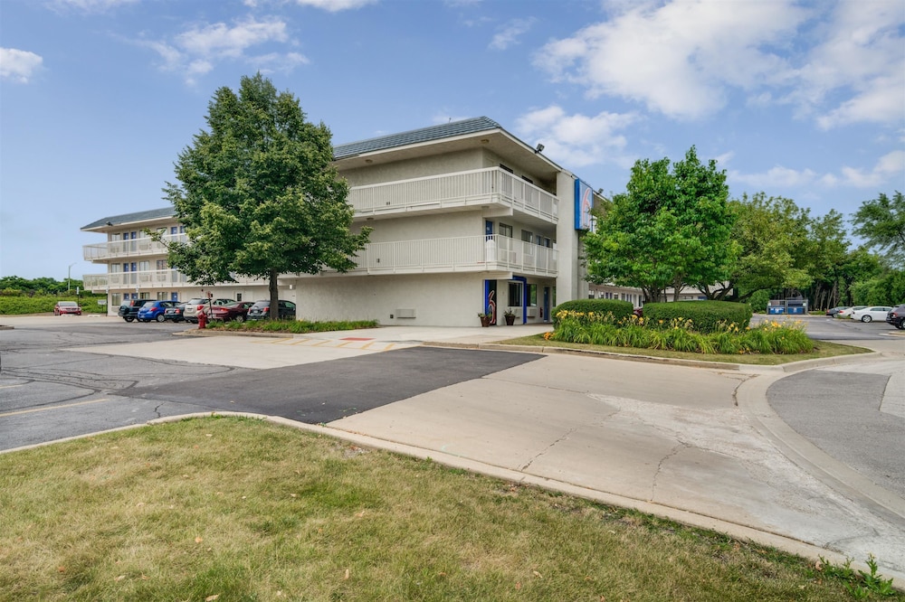 Motel6 Rolling Meadows, IL - Chicago Northwest 58/69