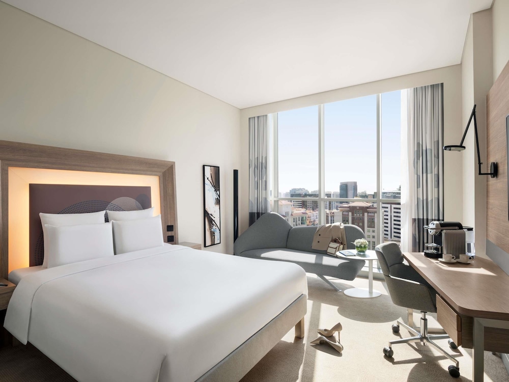 Novotel Bur Dubai 15/48