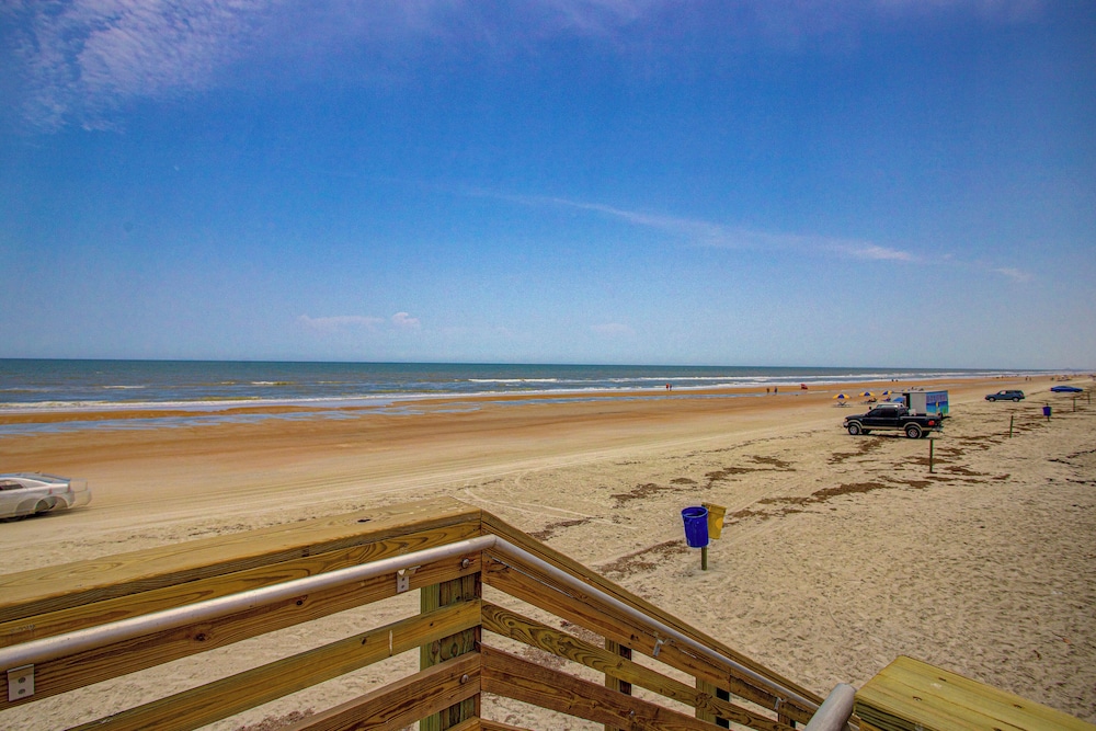 Beach House Inn 47/50
