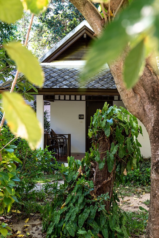 The Hive Hotel Samui 5/71