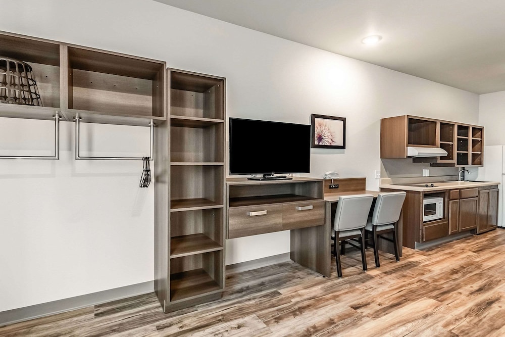 WoodSpring Suites Indianapolis Zionsville 17/24