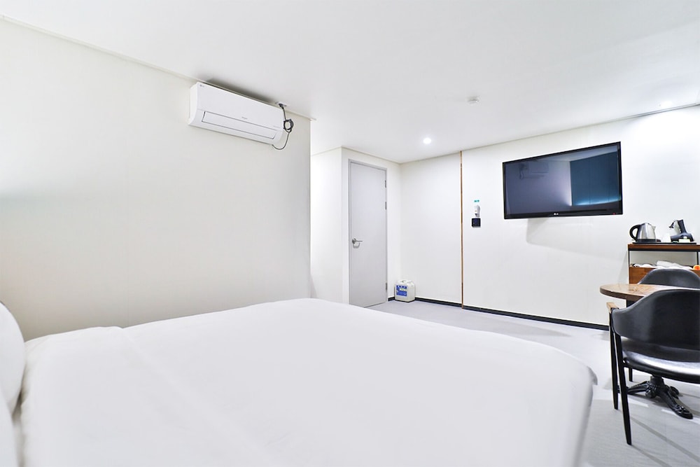 Calm Rest Hotel Busan Sasang 13/50