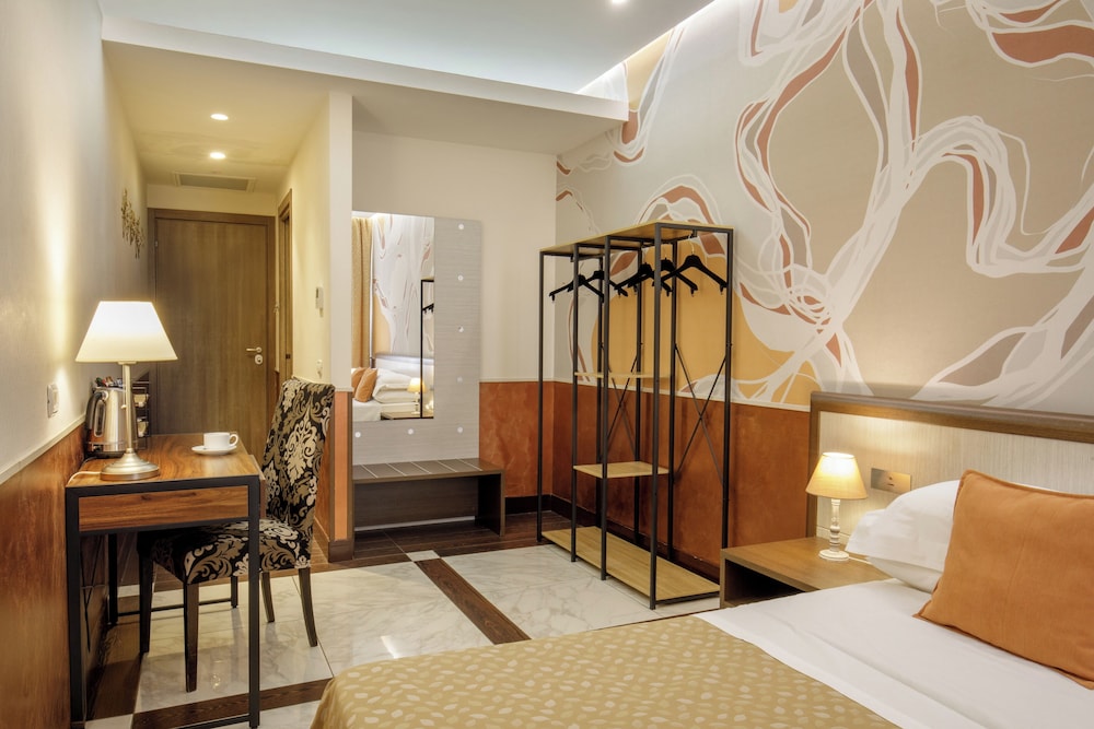 corso grand suite 36/50