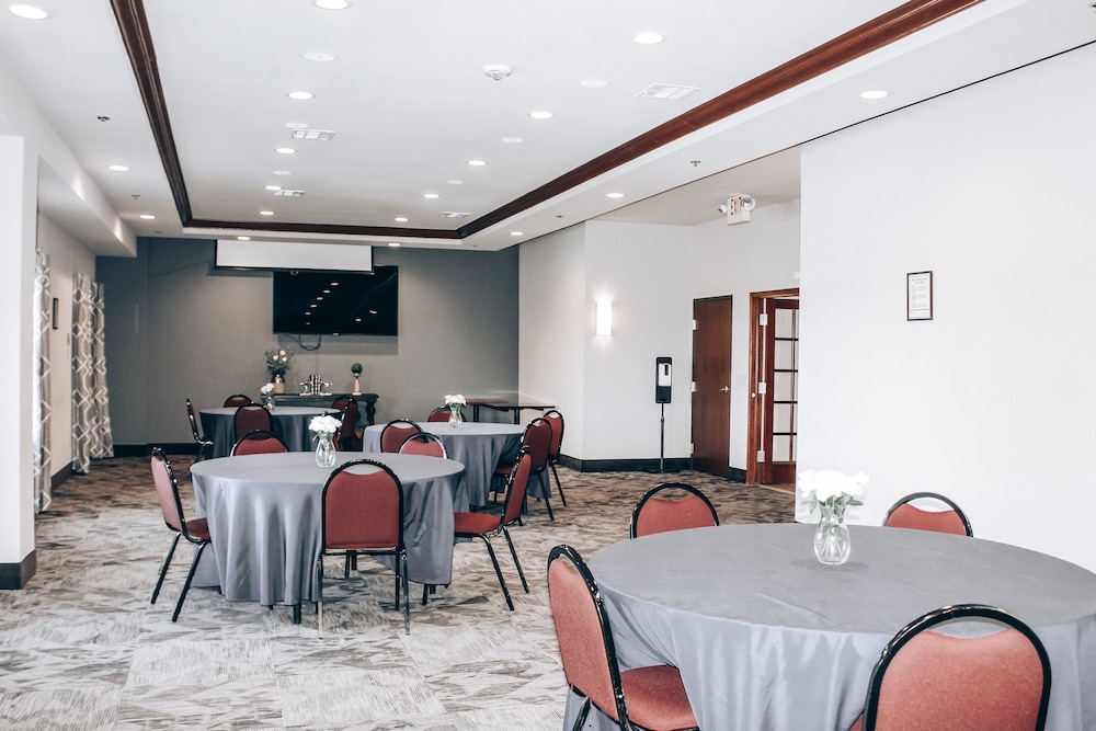 Holiday Inn Express Hotel And Suites Weatherford 32/41