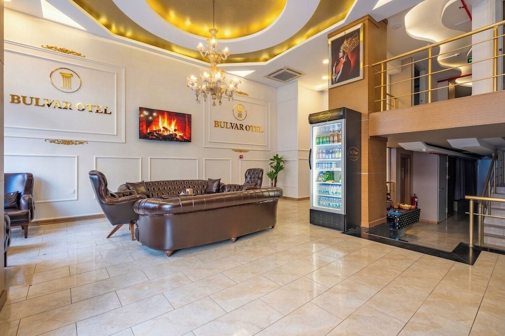 Bulvar Hotel 30/49