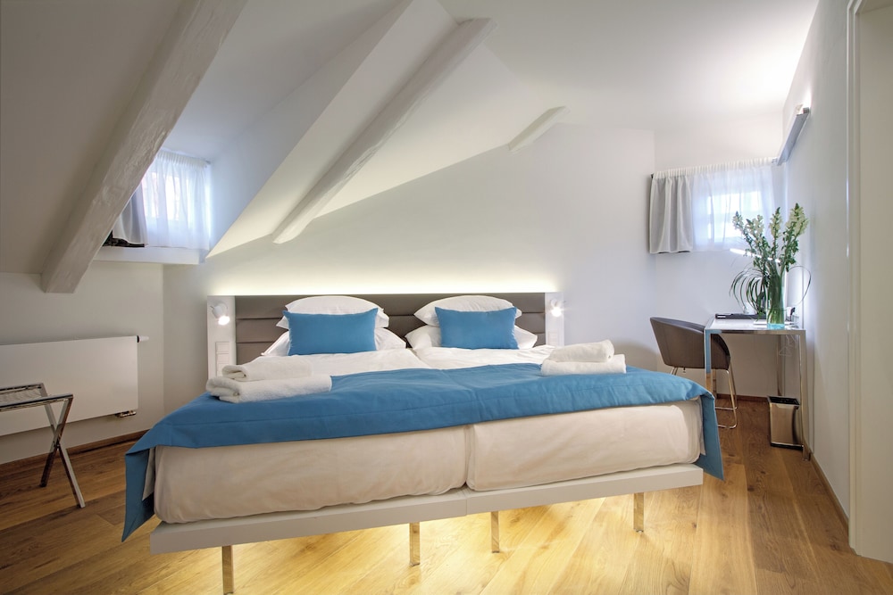 غرفة قياسية بسريرين منفصلين، Hotel Bishops House 6/10