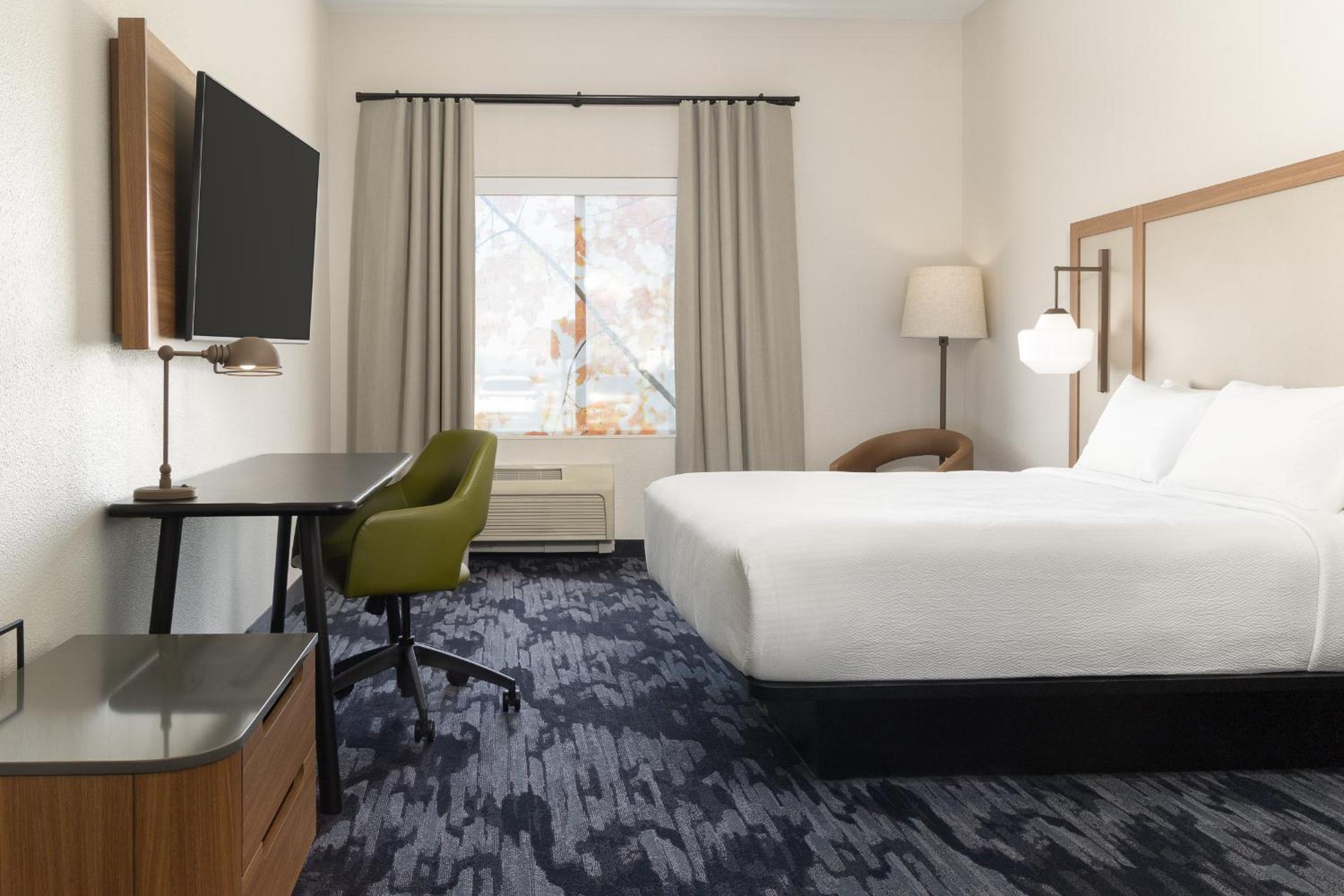 Wellness, Studio, King Bed, Wingate By Wyndham Spokane 4/10