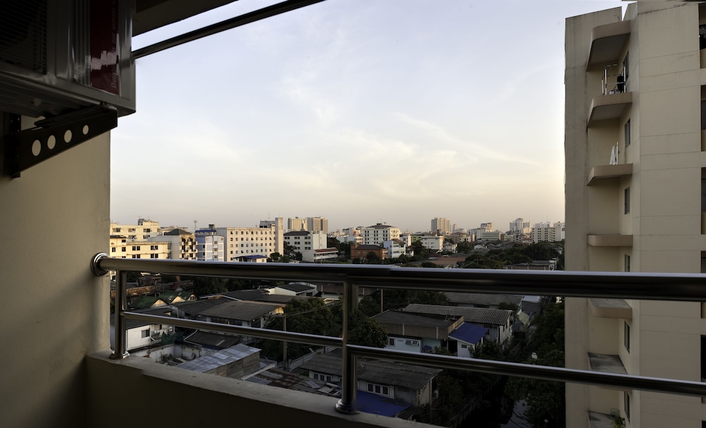 Viewplace Mansion Bangkok Lat Phrao 41/67