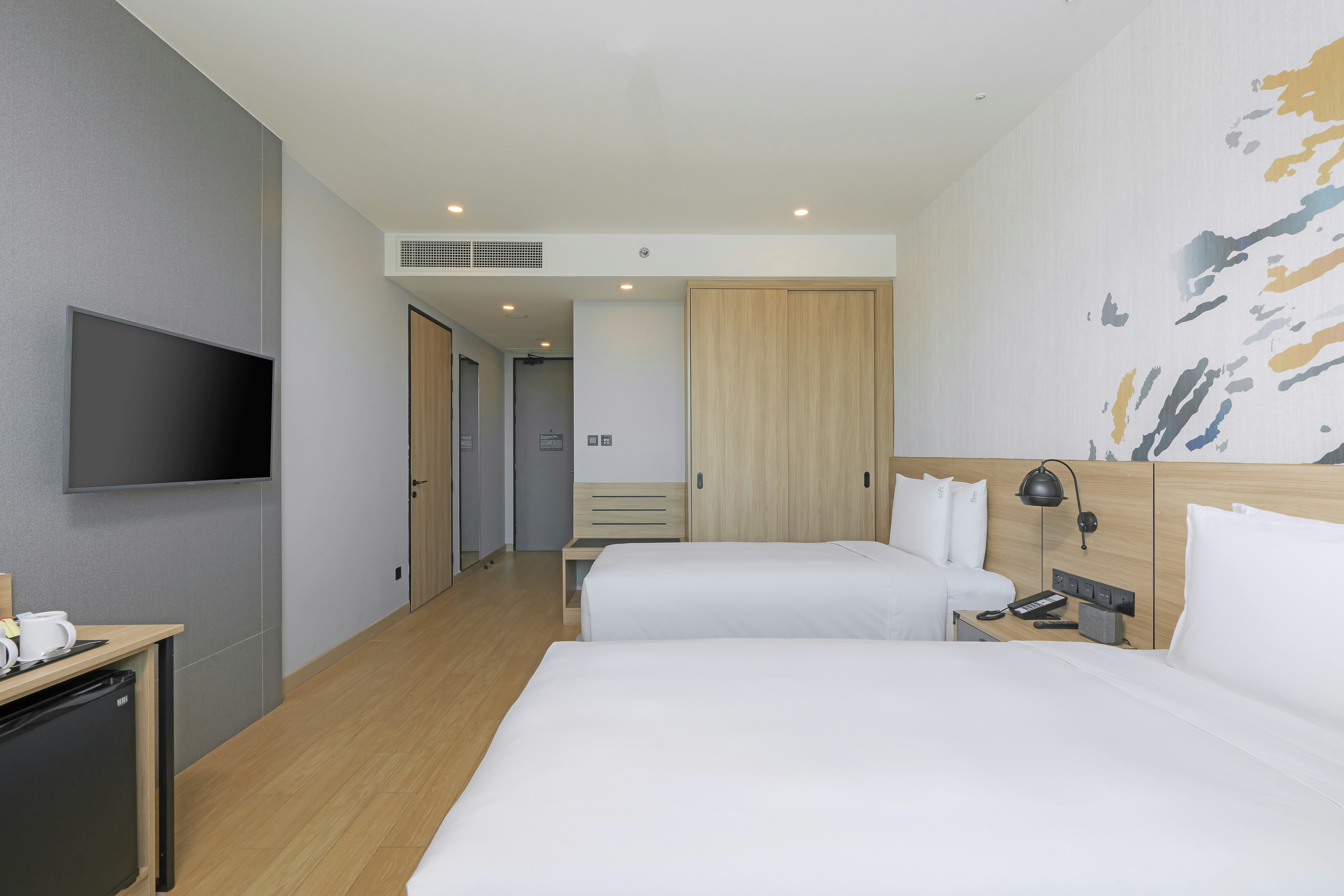 Holiday Inn Suites Siracha Laemchabang 29/78