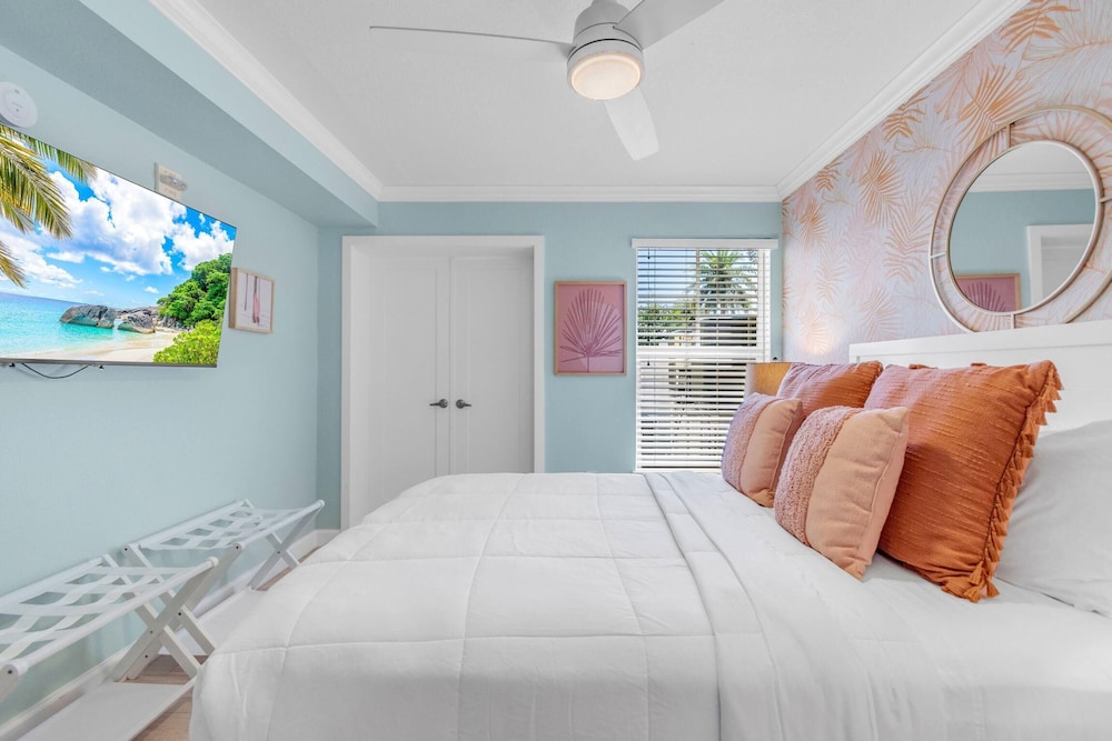 Barefoot Beach Resort 39/77