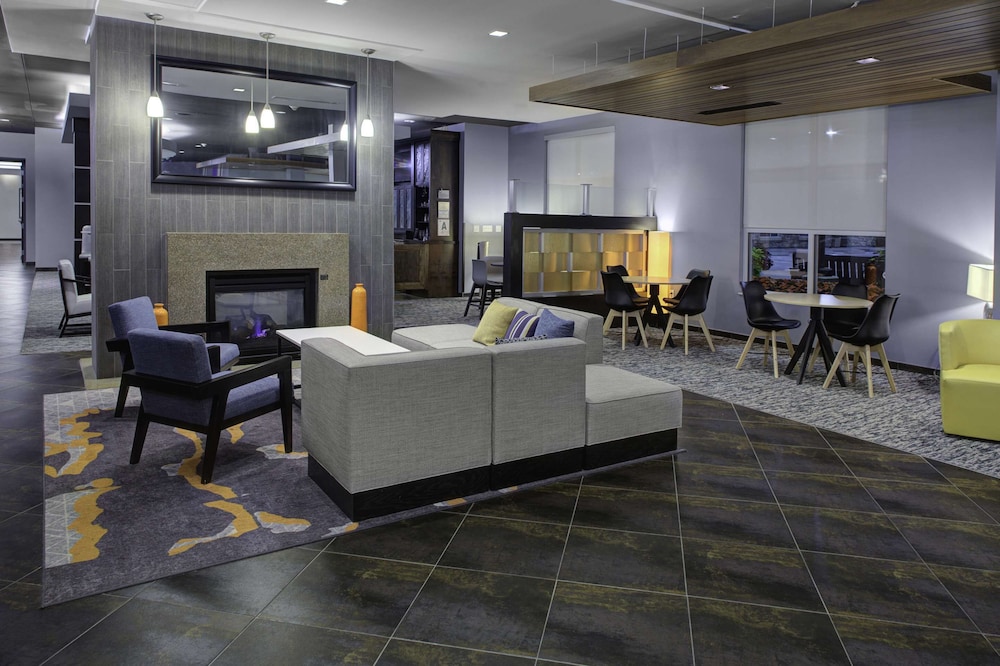 HYATT HOUSE SHELTON 14/27