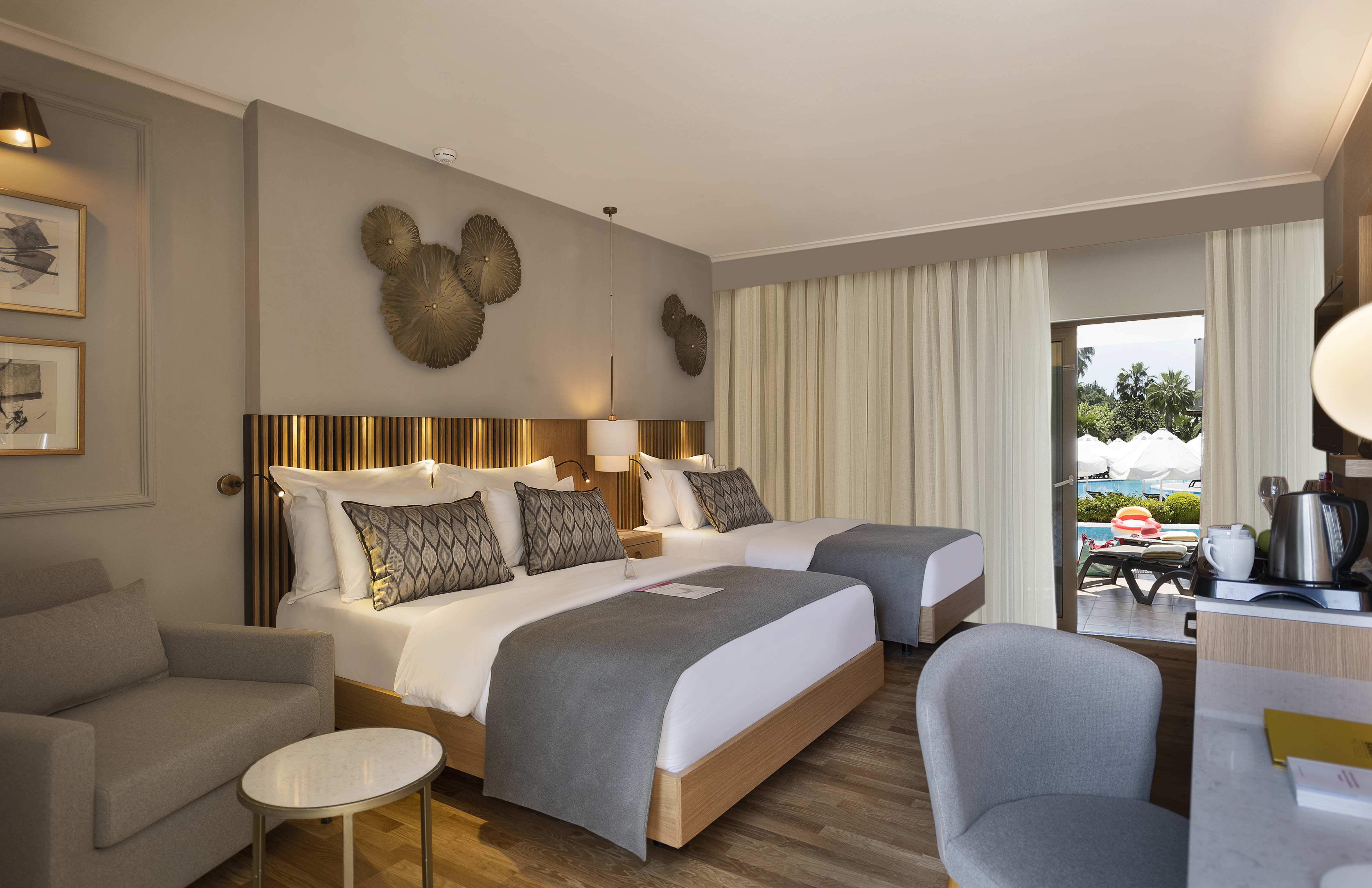 Room, Double Bed, Lateral Side Sea View