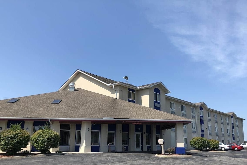Days Inn by Wyndham Batavia Ohio 1/22