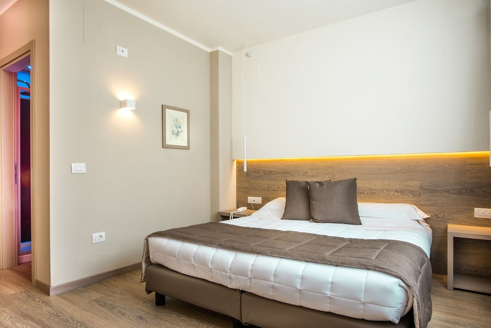 Guesia Village Hotel 9/78