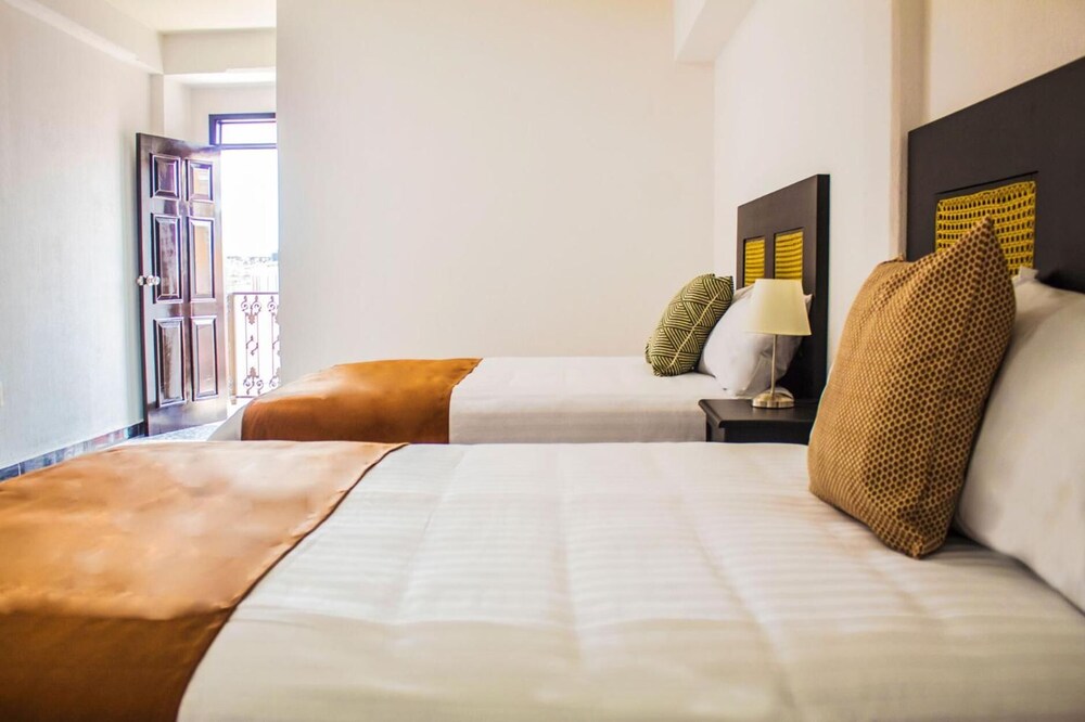 Hotel Mucara 15/34