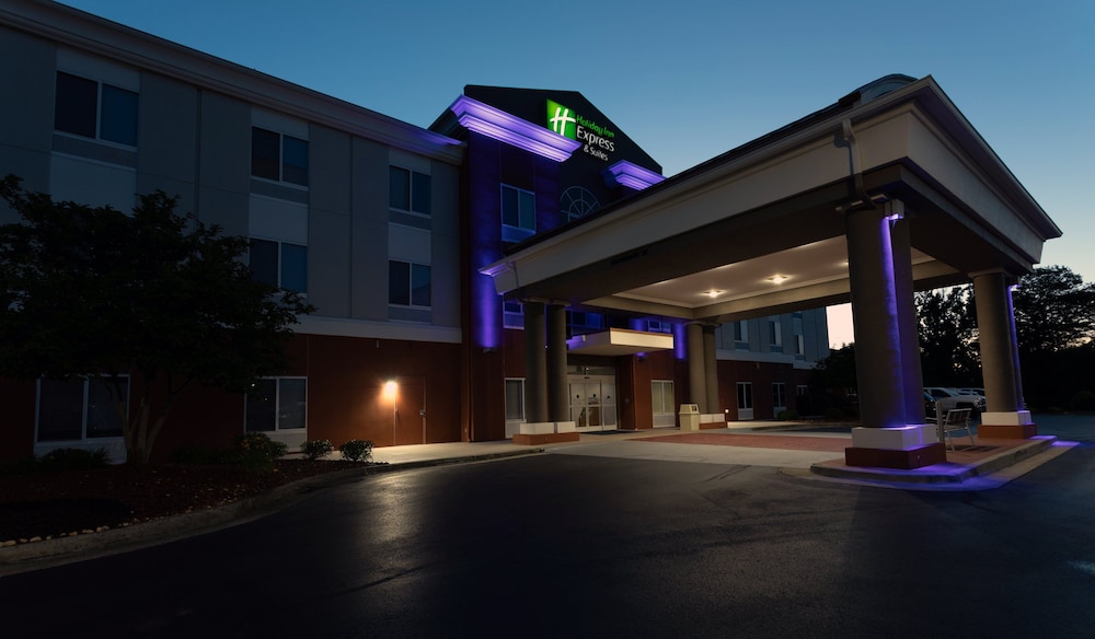 HOLIDAY INN EXPRESS HOTEL SUITES ATHENS 4/61