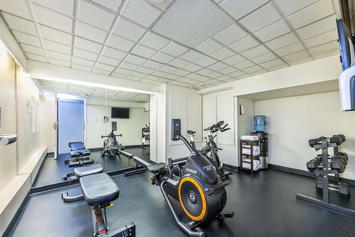 Quality Inn Downtown Inner Harbour 10/23