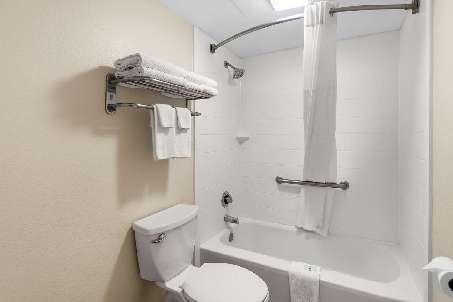 Quality Inn Tullahoma, TN 36/36