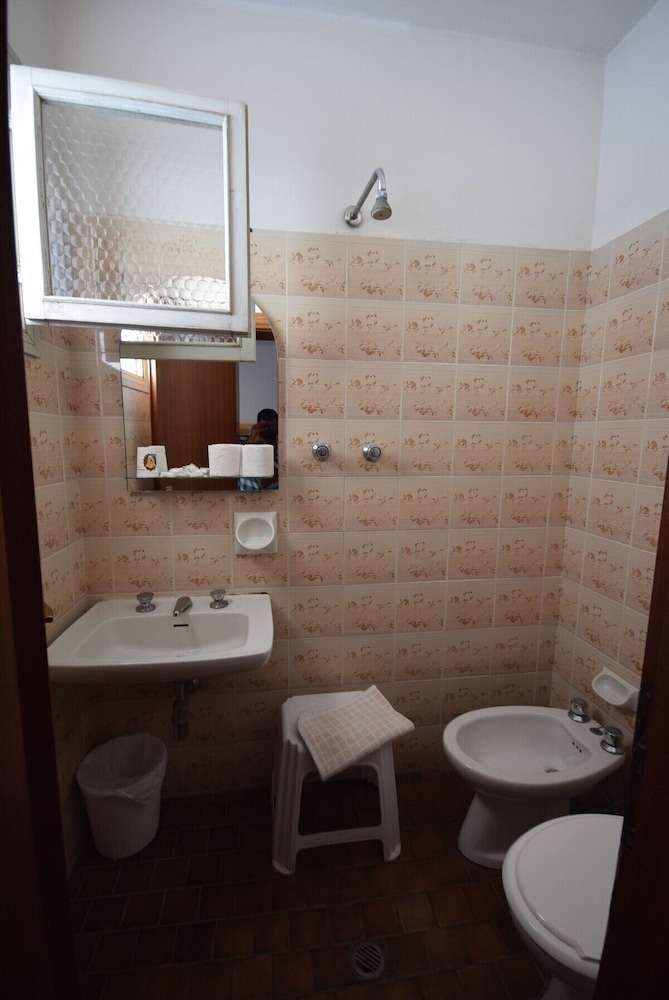 Hotel Rosy 26/27