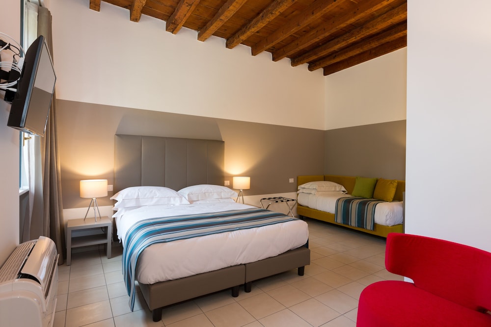 Ai Suma Hotel 13/51