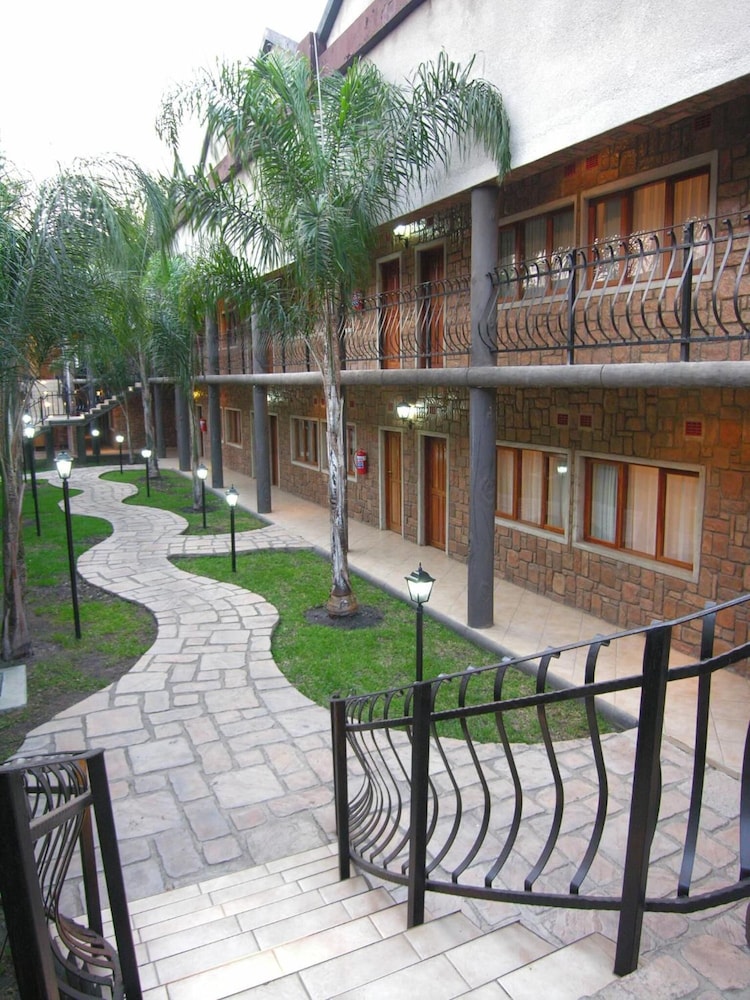 Chrismar Hotel Lusaka 2/68