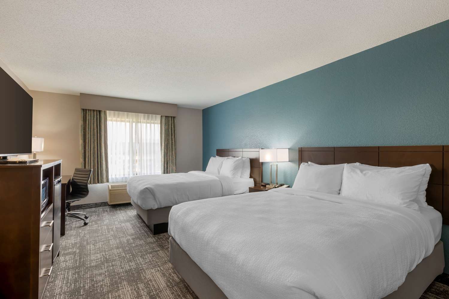 Best Western Watertown Inn Suites 9/42