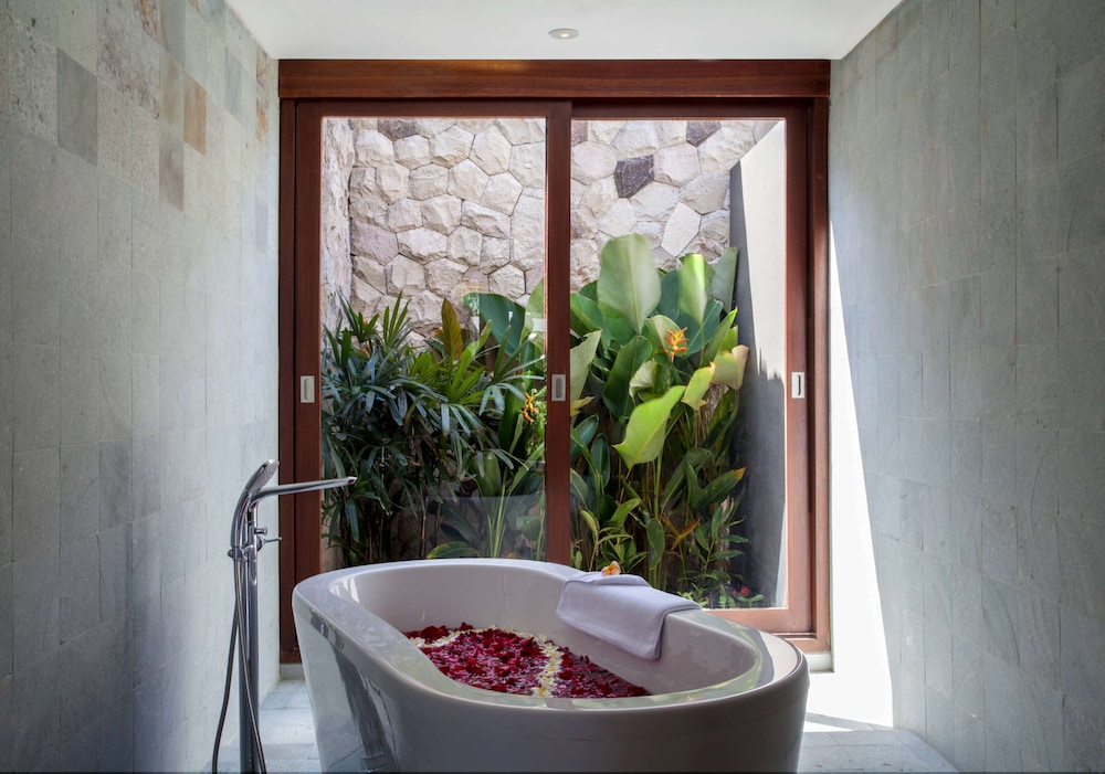Wyndham Tamansari Jivva Resort Bali 15/46