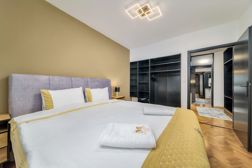 Meridien Luxury Apartments 16/50