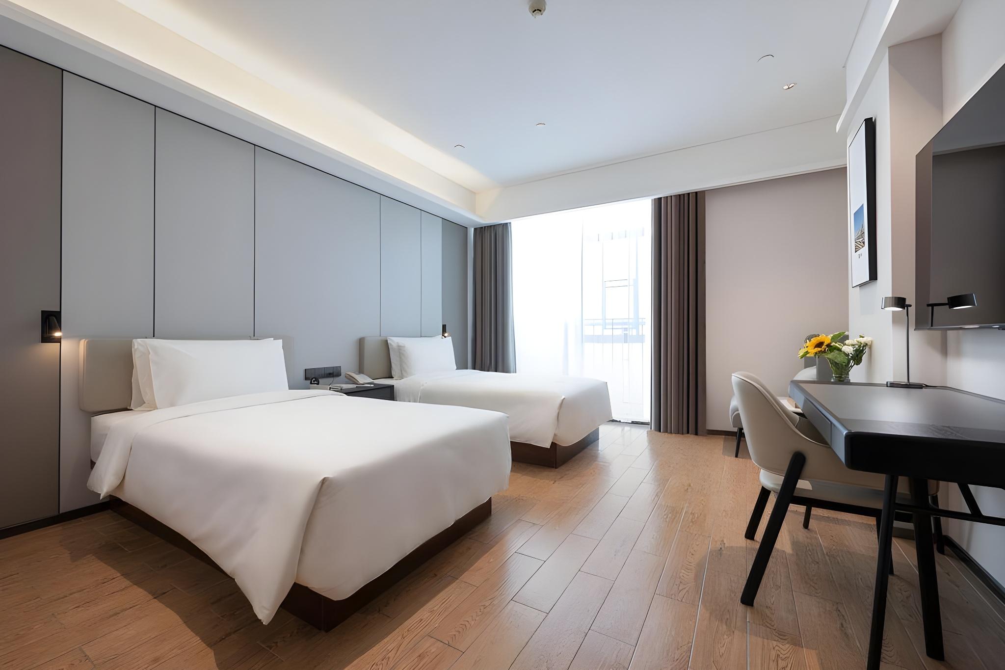 Elegant, 2 Beds