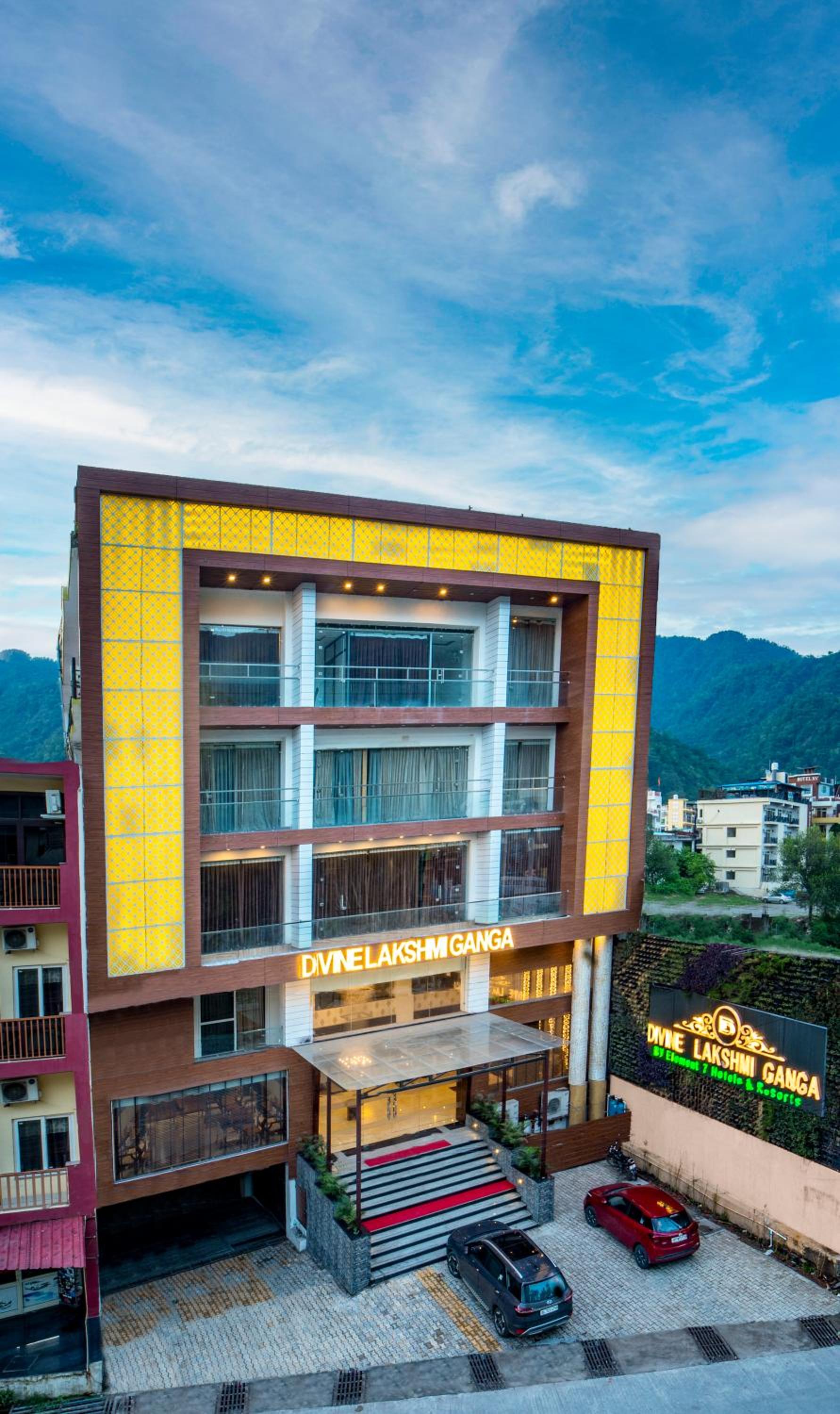Divine Lakshmi Ganga Rishikesh in NARENDRA NAGAR