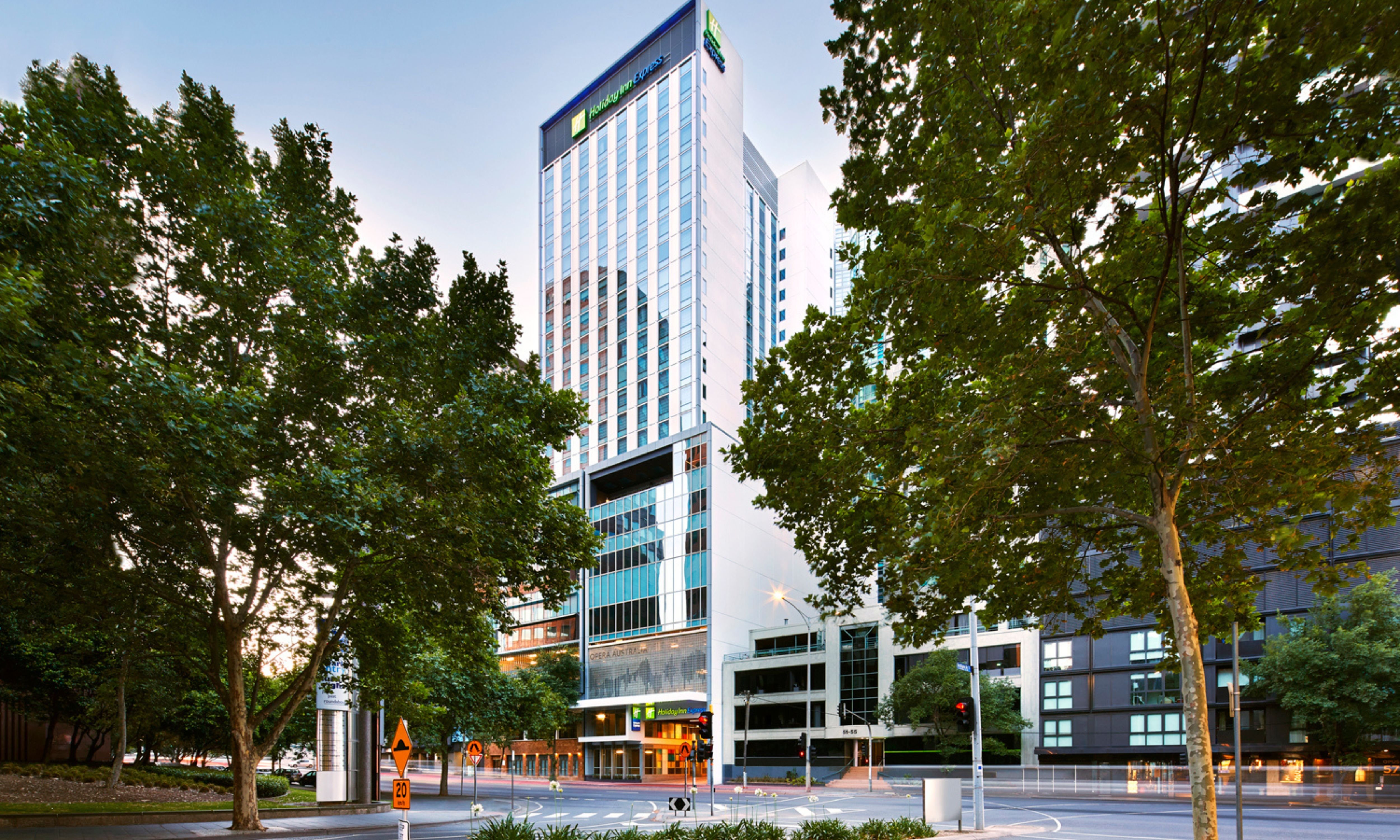 Holiday Inn Express Melbourne Southbank 3/77