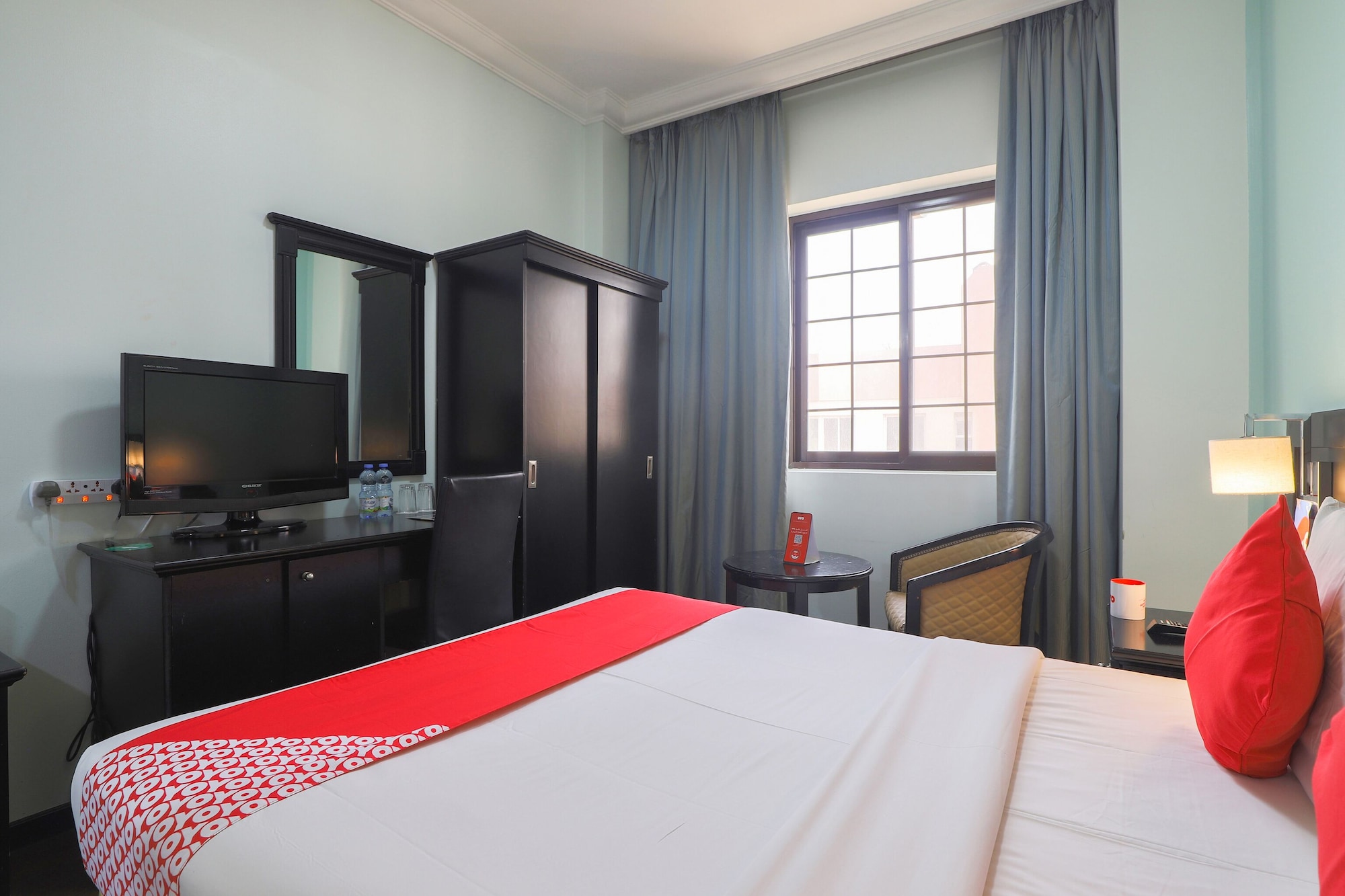 غرفة قياسية بسرير كينج وسرير كوين، Eureka Hotel 4/5