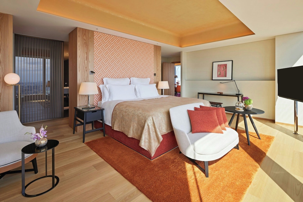 1 Bedroom, Premium, Suite