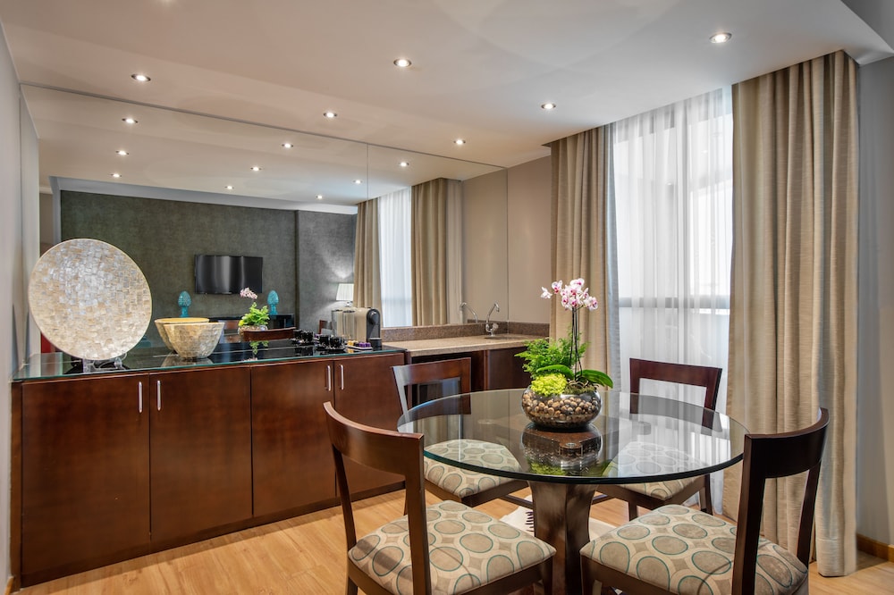 Brasil 21 Suites Affiliated by Melia 11/66