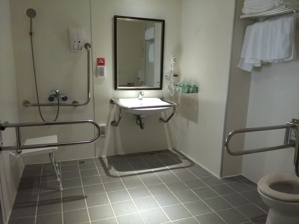 Denver Mllan Hotel 15/18