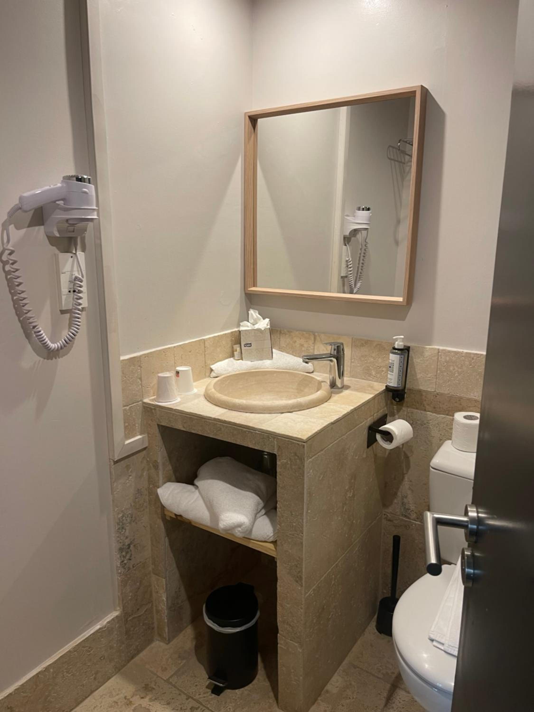 Budget, Double Bed, Hotel L Esplan 3/4