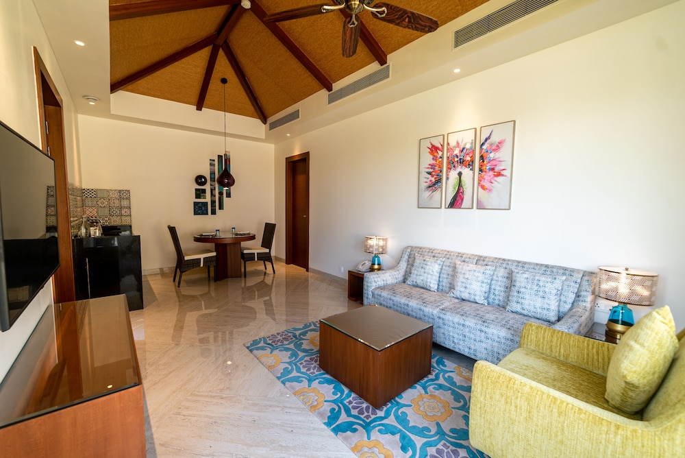 Hawthorn Suites by Wyndham Dwarka 30/65