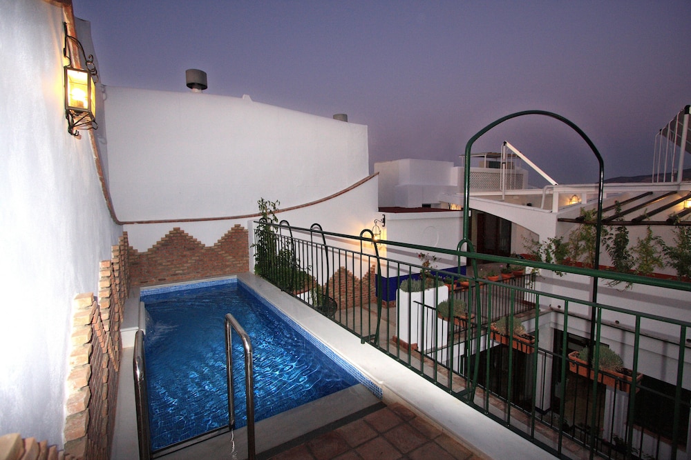 Casa Banos de la Villa 12/36
