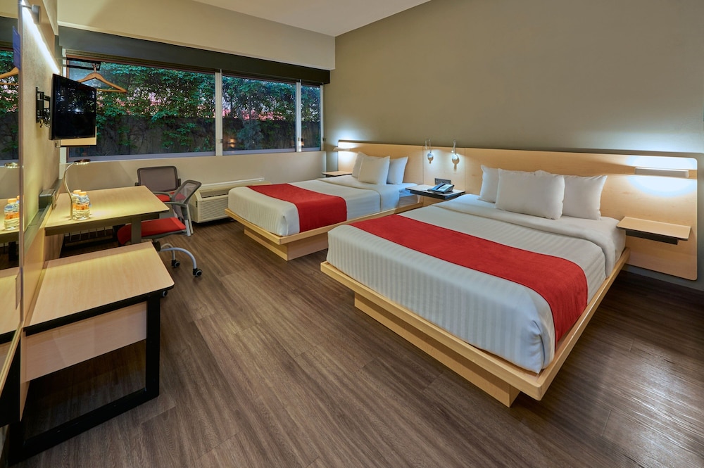 City Express by Marriott Chihuahua 8/45