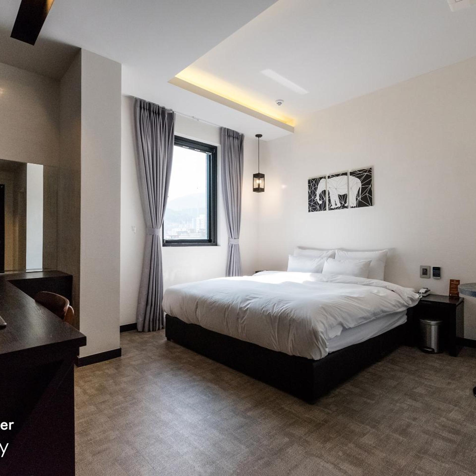 Standard, Double Bed, No Parking, Bathtub