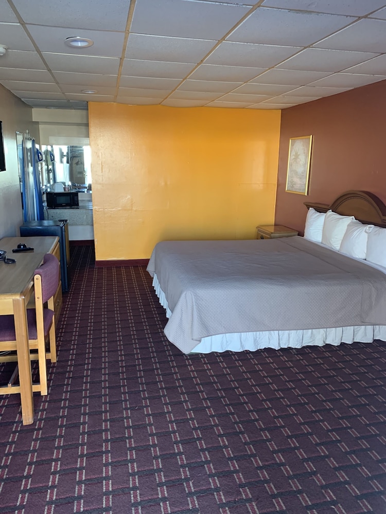 Motel6 Greenville, NC – ECU-Medical Center 23/59
