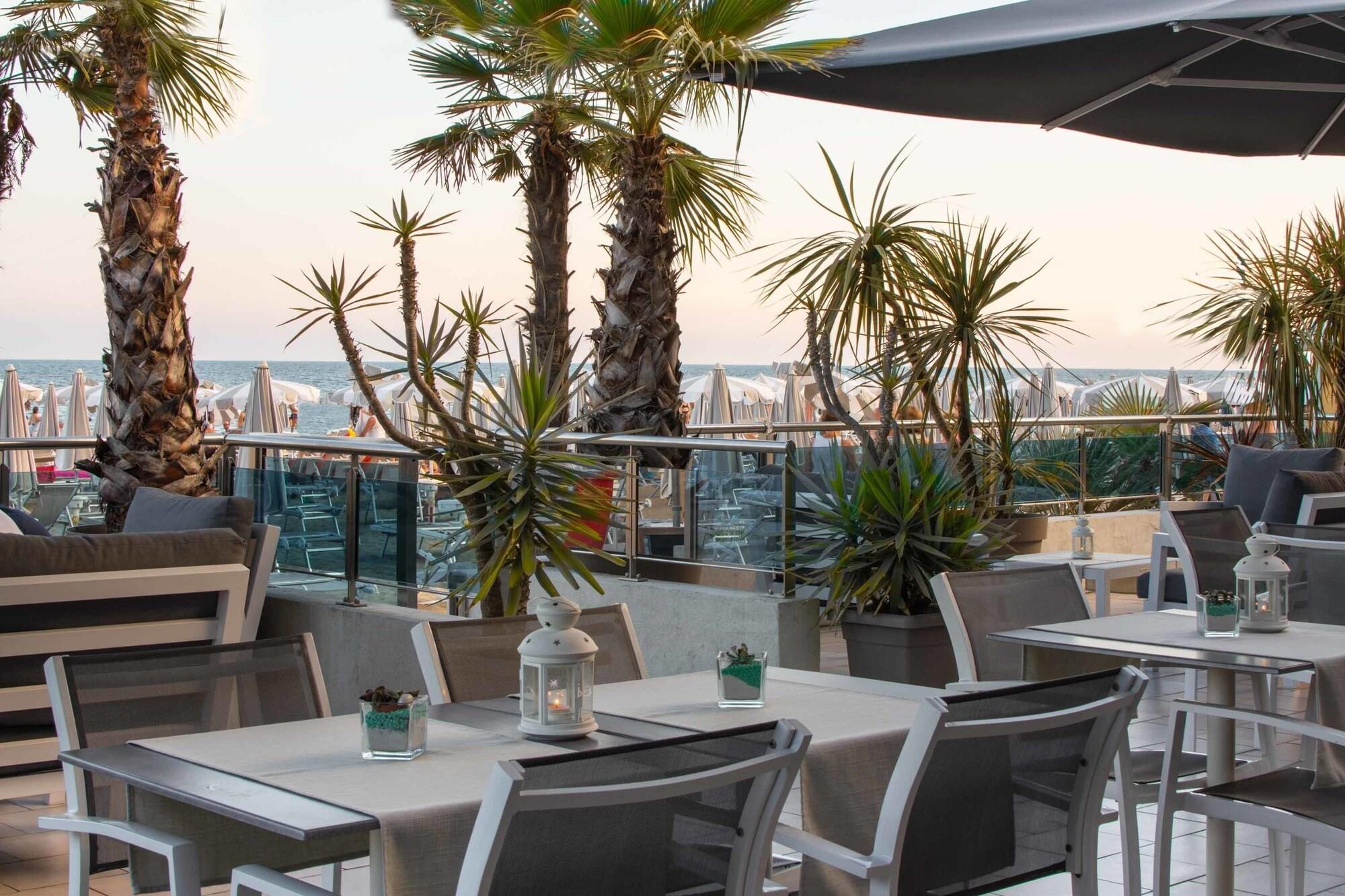 Hotel Delaville Frontemare 36/50