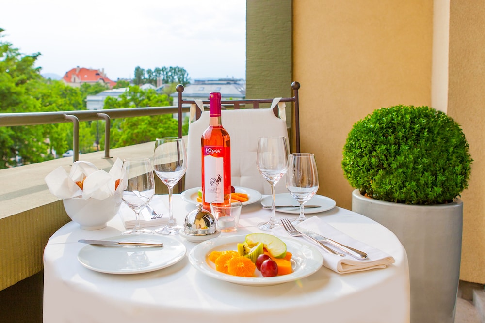 Mamaison Hotel Andrassy Budapest 32/42