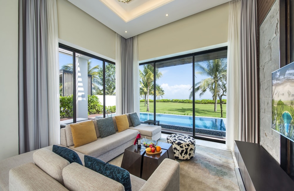 Vinpearl Resort and Golf Nam Hoi An 51/78