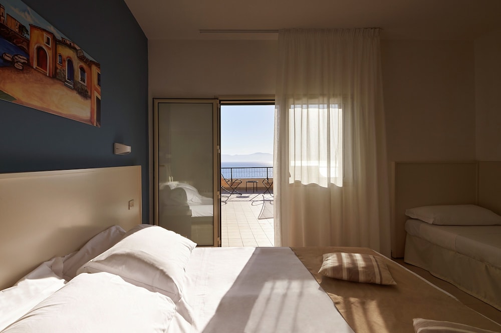 CDSHotels Terrasini 28/70