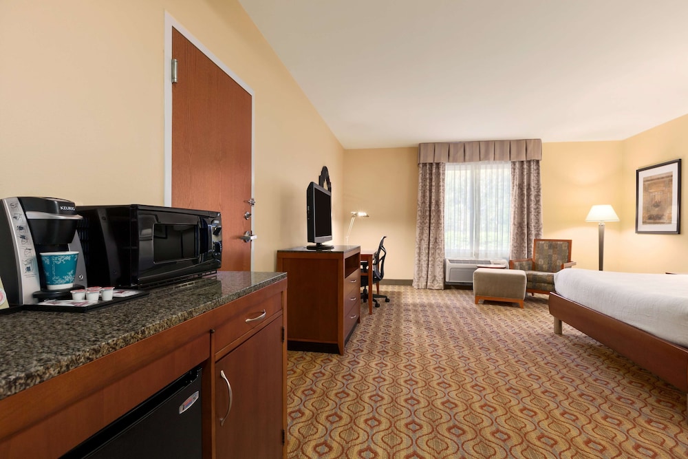 Hilton Garden Inn Solomons 8/55