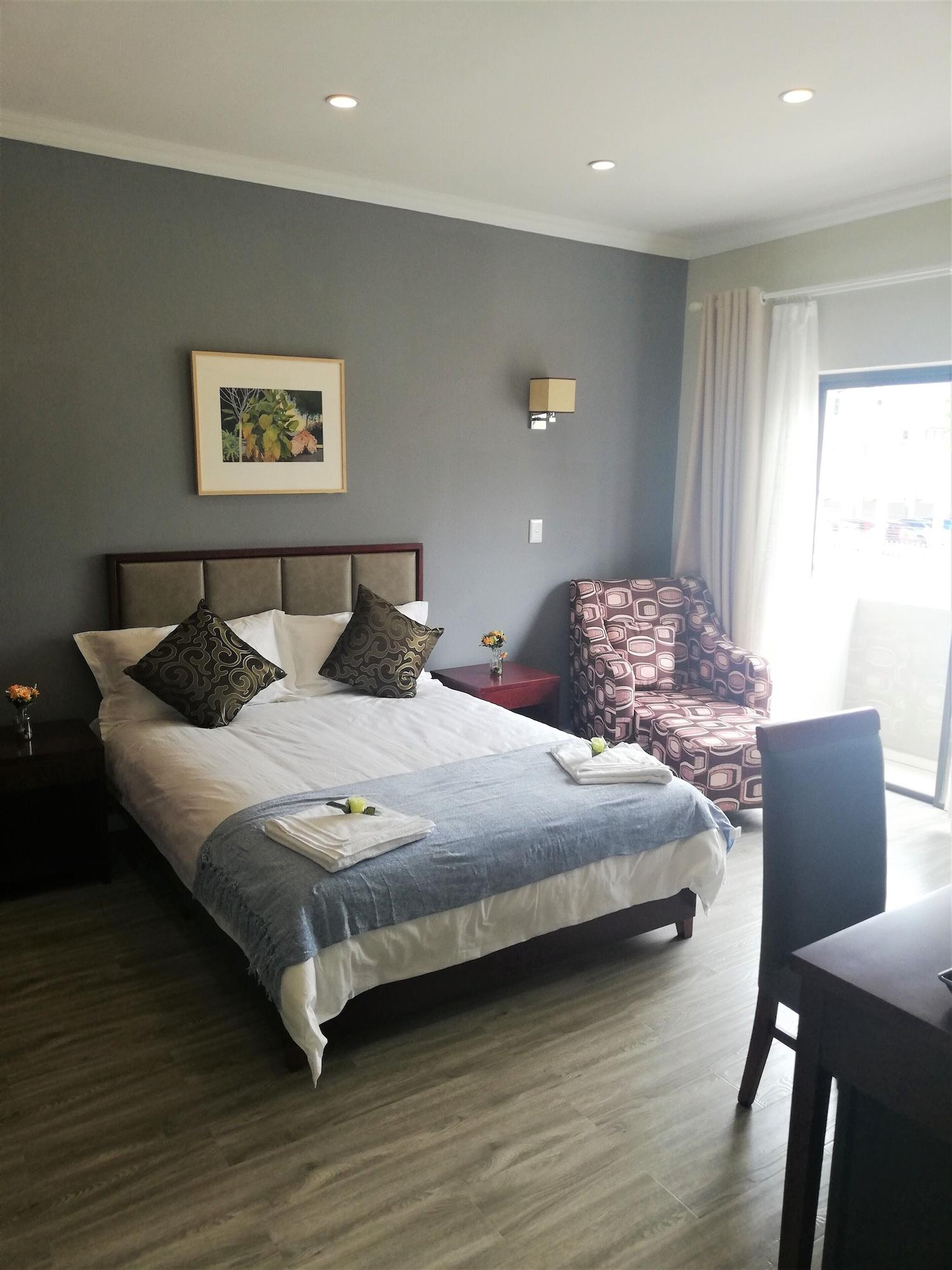 Atlantic Pearl Guest House Rivonia 6/24